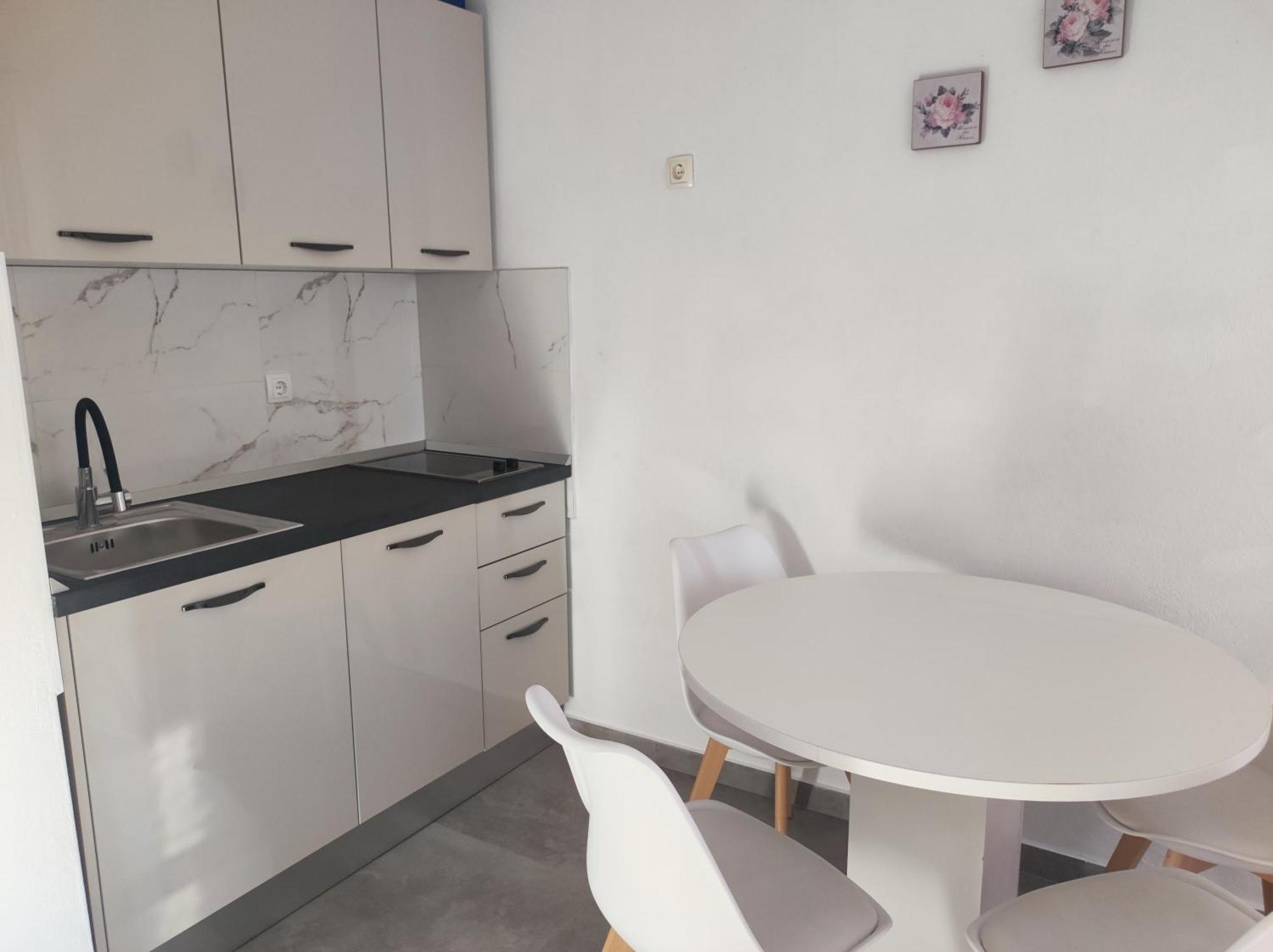 Apartments Kampor Damira Раб Екстериор снимка