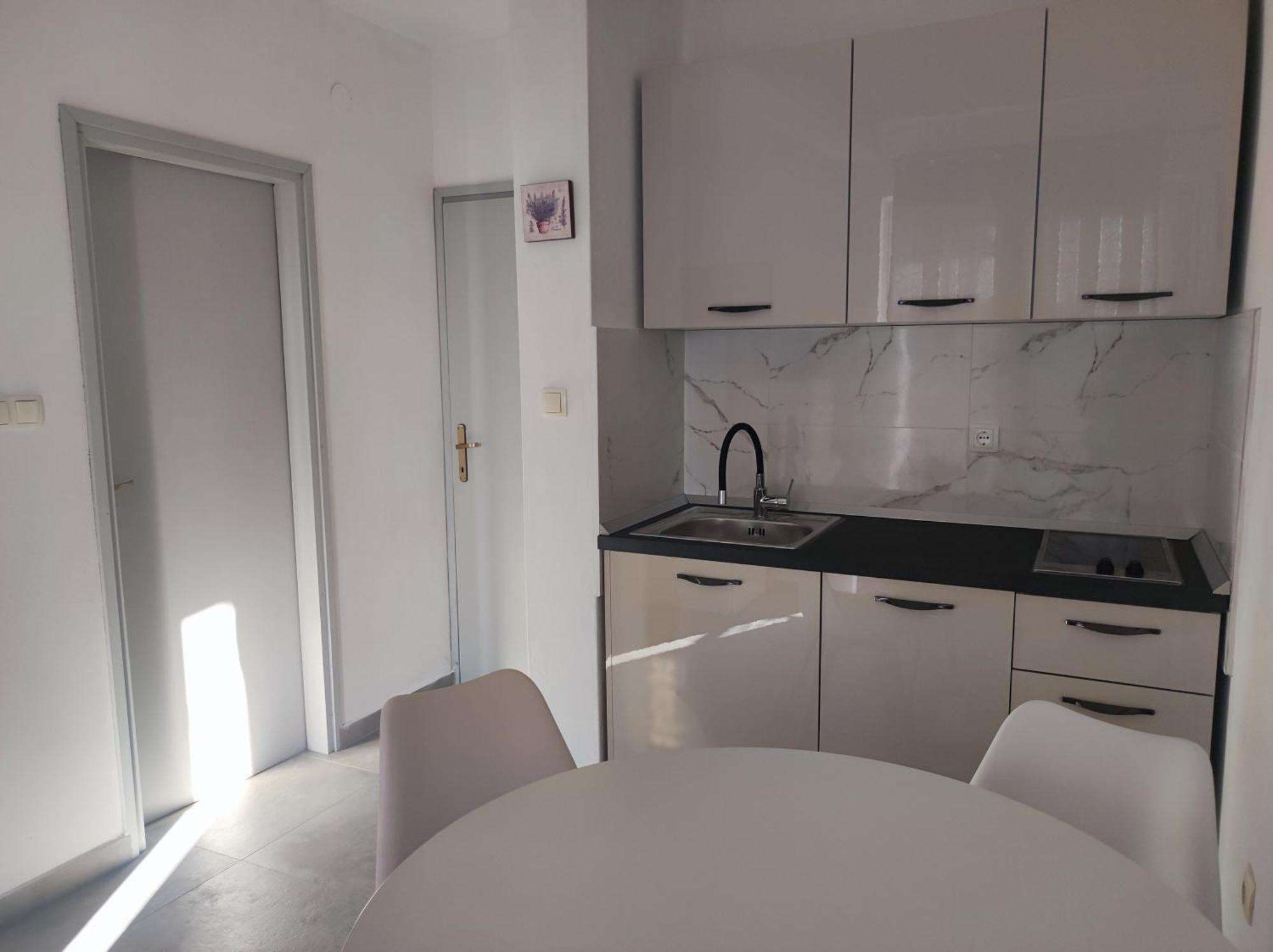 Apartments Kampor Damira Раб Стая снимка